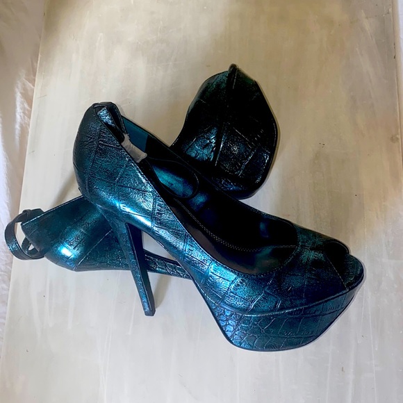 Green mermaid high heels - Picture 1 of 2